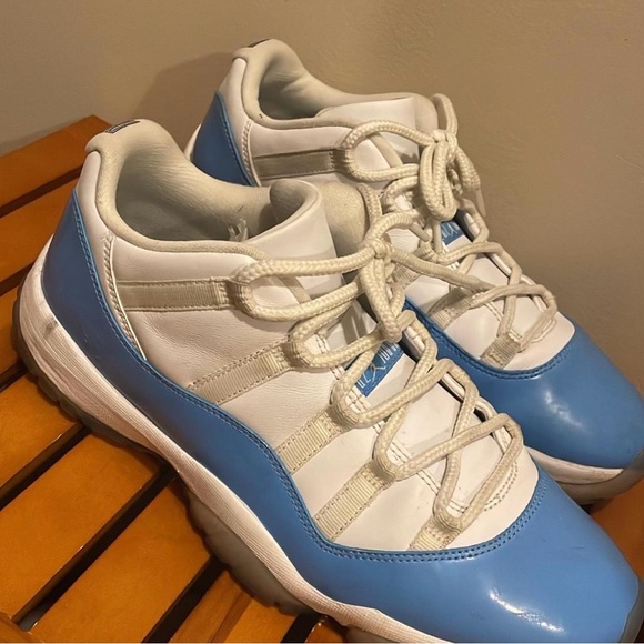 Jordan Other - Jordan’s White and Blue Sneakers